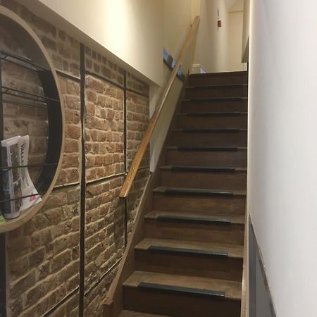 Catherine Street Apartments ソールズベリー エクステリア 写真