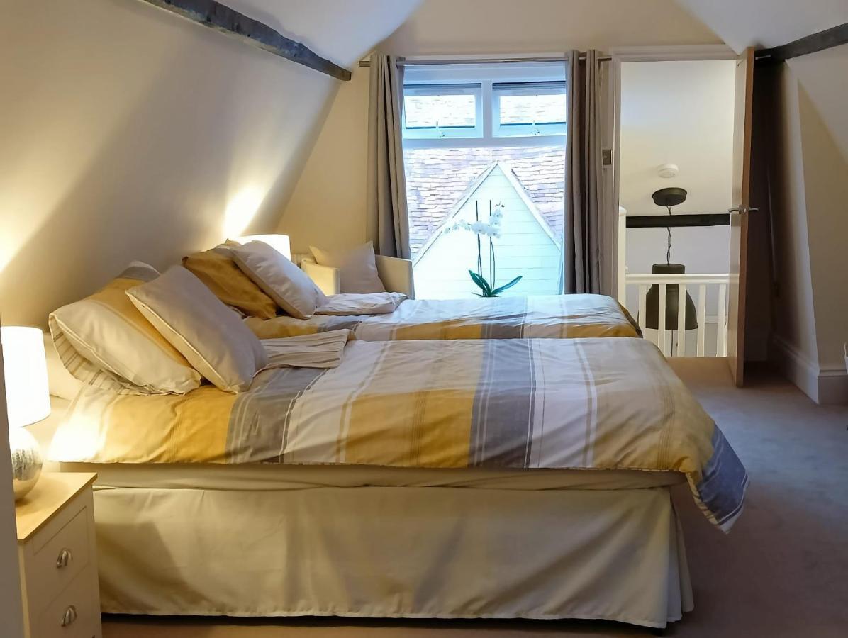 Catherine Street Apartments ソールズベリー エクステリア 写真
